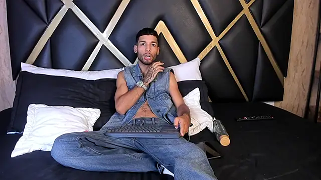 Thiagoferreti online show from 03-03-26, 03:35