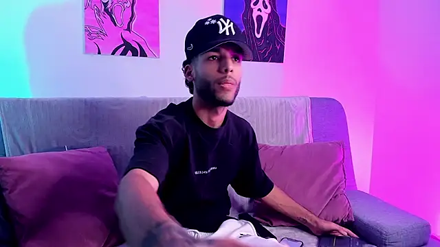 Thiagoferreti online show from 07-15-26, 03:24