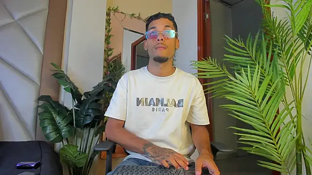 Thiagoferreti online show from 02-13-26, 03:28