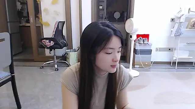 Mimi-cnbaby online show from 05-11-26, 11:44