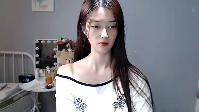 Snapshot of Mimi-cnbaby chatting on 10-18-25, 10:28 Mimi-cnbaby online show from 10-18-25, 10:28