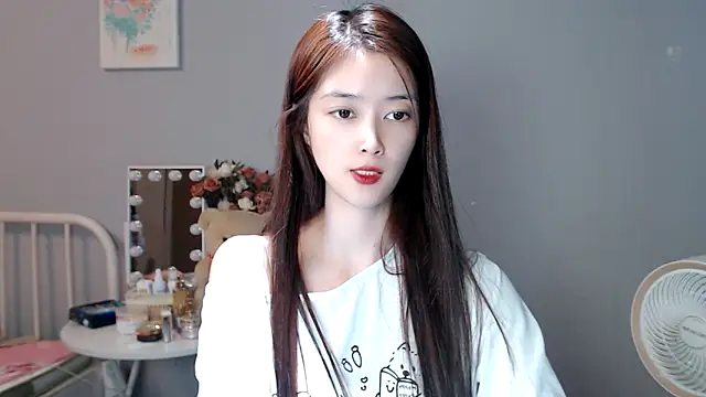 Snapshot of Mimi-cnbaby chatting on 09-16-25, 01:23 Mimi-cnbaby online show from 09-16-25, 01:23