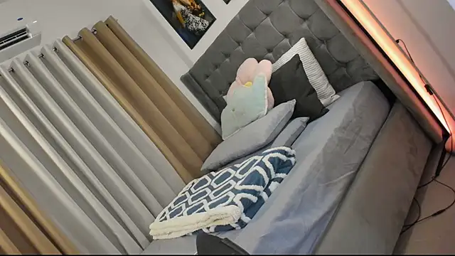 saucysensual tanyahx online show from 11-12-25, 05:22