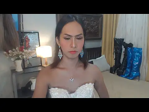 Nathalieheartt online show from 11-26-25, 02:11