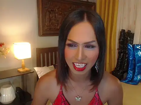 Snapshot of Nathalieheartt chatting on 10-10-25, 02:12 Nathalieheartt online show from 10-10-25, 02:12