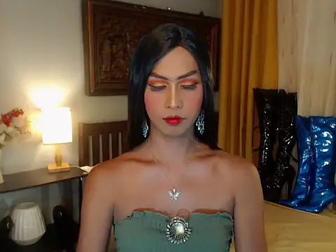 Snapshot of Nathalieheartt chatting on 09-19-25, 01:31 Nathalieheartt online show from 09-19-25, 01:31