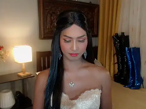 Snapshot of Nathalieheartt chatting on 10-07-25, 02:45 Nathalieheartt online show from 10-07-25, 02:45