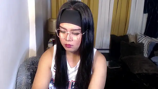YourSweet-mich online show from 05-04-26, 01:25