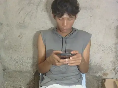 isanxxx online show from 11-27-25, 11:32