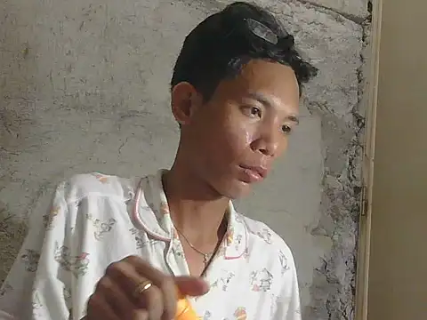 isanxxx online show from 02-19-26, 02:36