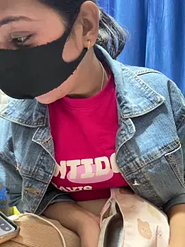 Hot Jaanvi  online show from 02-06-26, 12:17