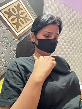 Snapshot of Hot_Jaanvi_ chatting on 06-11-26, 04:26 Hot Jaanvi online show from 06-11-26, 04:26