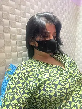 Snapshot of Hot_Jaanvi_ chatting on 07-17-26, 04:21 Hot Jaanvi online show from 07-17-26, 04:21