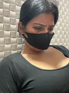 Snapshot of Hot_Jaanvi_ chatting on 06-17-26, 07:08 Hot Jaanvi online show from 06-17-26, 07:08
