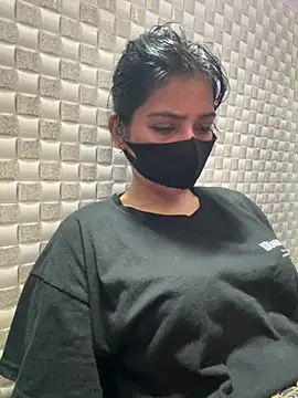 Snapshot of Hot_Jaanvi_ chatting on 06-07-26, 04:18 Hot Jaanvi online show from 06-07-26, 04:18