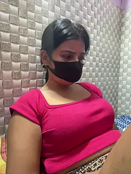 Snapshot of Hot_Jaanvi_ chatting on 06-01-26, 06:18 Hot Jaanvi online show from 06-01-26, 06:18
