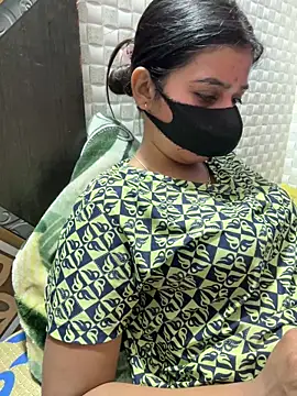 Hot Jaanvi  online show from 04-11-26, 04:09