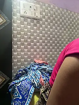 Snapshot of Hot_Jaanvi_ chatting on 06-15-26, 06:35 Hot Jaanvi online show from 06-15-26, 06:35