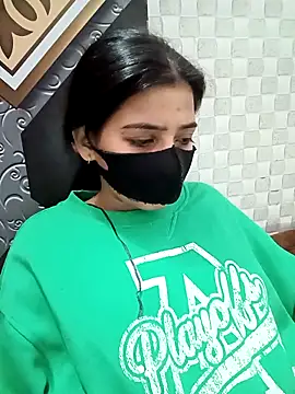 Hot Jaanvi  online show from 11-12-25, 04:33