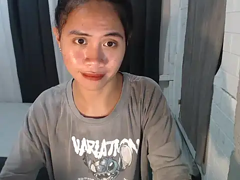 Steffi scott online show from 10-14-25, 01:45