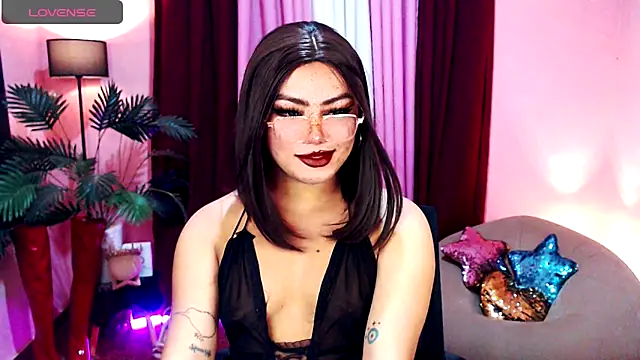 Unique Maya online show from 10-23-25, 08:13