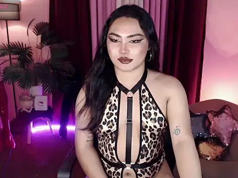 Snapshot of Unique_Maya chatting on 02-07-26, 07:27 Unique Maya online show from 02-07-26, 07:27