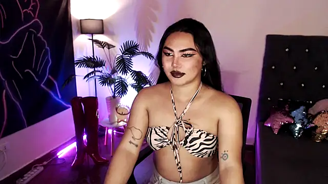 Snapshot of Unique_Maya chatting on 02-26-26, 02:39 Unique Maya online show from 02-26-26, 02:39