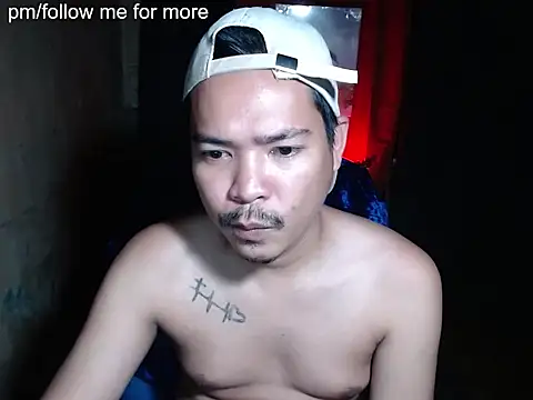 Snapshot of MANIACasianX chatting on 05-04-26, 04:54 MANIACasianX online show from 05-04-26, 04:54
