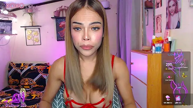 Snapshot of izabella_moore chatting on 10-02-25, 01:20 izabella moore online show from 10-02-25, 01:20