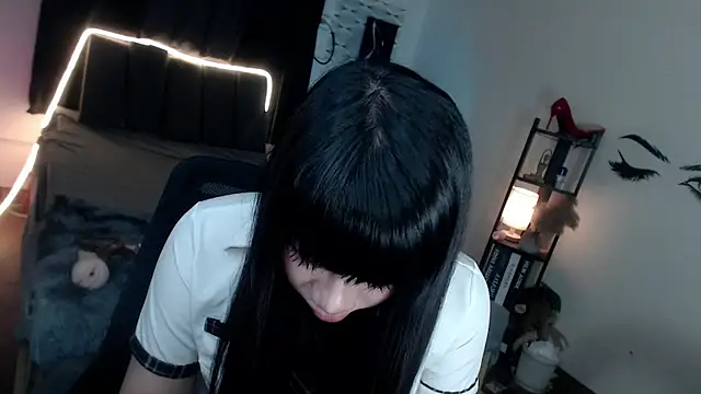 Veniceseduction online show from 03-26-26, 08:07