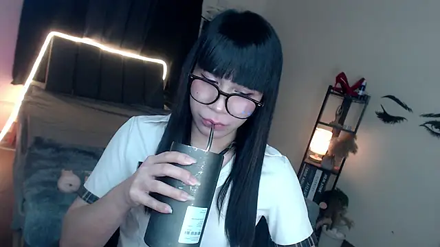 Veniceseduction online show from 03-18-26, 01:02