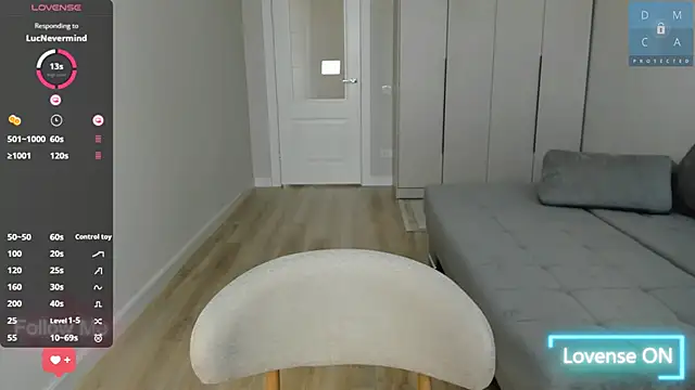 Snapshot of MinaDiamondd chatting on 03-12-26, 03:45 MinaDiamondd online show from 03-12-26, 03:45