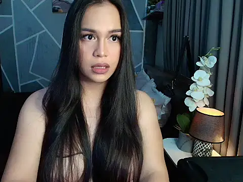 Sassy Samm online show from 06-20-26, 01:32
