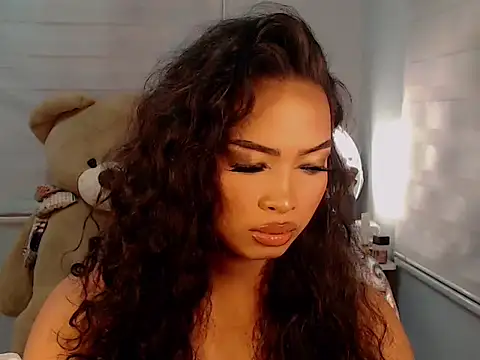 KathRouge online show from 10-10-25, 01:23