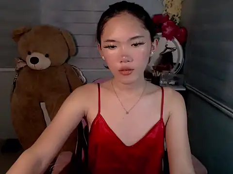 KathRouge online show from 09-11-25, 01:33