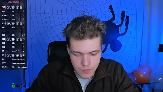 lucas long  online show from 10-27-25, 09:54