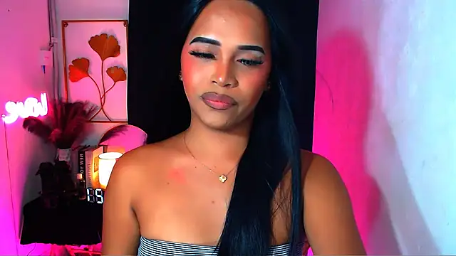 Lorainnelustts online show from 03-24-26, 01:55