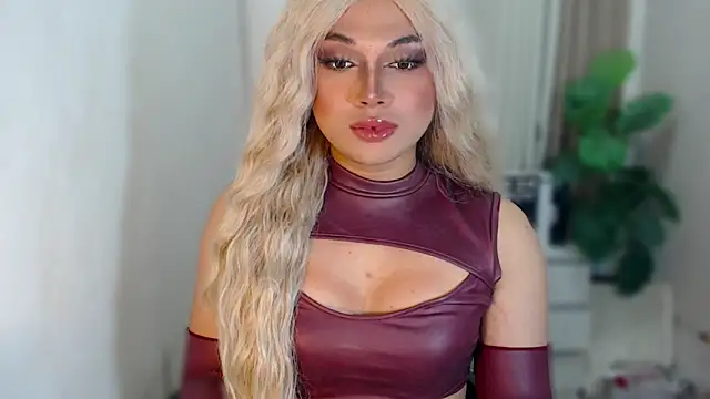 Snapshot of Samantha_Millerxxx chatting on 03-19-26, 09:15 Samantha Millerxxx online show from 03-19-26, 09:15
