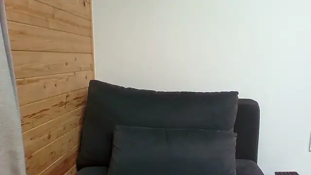 Snapshot of _kinggun_ chatting on 10-06-25, 11:05  kinggun  online show from 10-06-25, 11:05