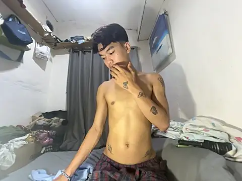 ur little secret online show from 01-15-26, 09:23