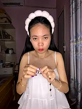 Snapshot of Dau-Tayy chatting on 09-15-25, 03:23 Dau-Tayy online show from 09-15-25, 03:23
