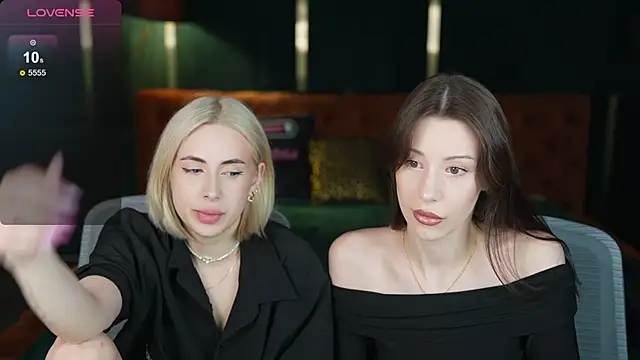 Selena Glow online show from 02-26-26, 07:14