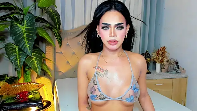 MochaliciousTransOnTop online show from 01-10-26, 03:02