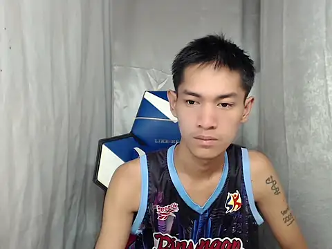 Snapshot of riks_tyler chatting on 06-09-26, 02:51 riks tyler online show from 06-09-26, 02:51
