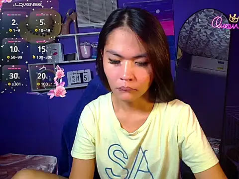 Snapshot of urgirljane chatting on 06-15-26, 02:50 urgirljane online show from 06-15-26, 02:50
