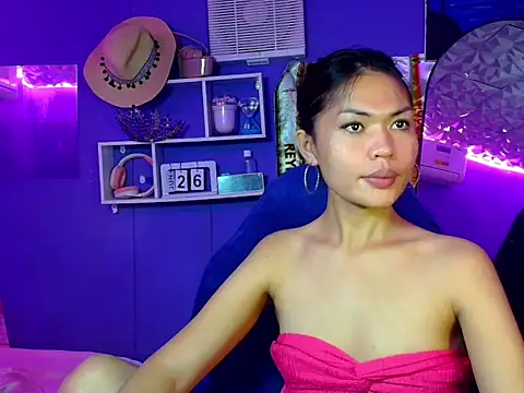 Snapshot of urgirljane chatting on 06-26-26, 07:09 urgirljane online show from 06-26-26, 07:09