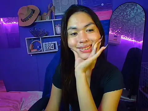 Snapshot of urgirljane chatting on 06-24-26, 01:43 urgirljane online show from 06-24-26, 01:43