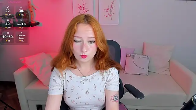 Snapshot of Violet_Griffen chatting on 07-04-26, 04:00 Violet Griffen online show from 07-04-26, 04:00