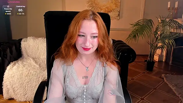 Snapshot of Violet_Griffen chatting on 07-08-26, 03:56 Violet Griffen online show from 07-08-26, 03:56