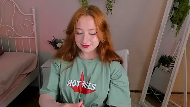 Snapshot of Violet_Griffen chatting on 06-24-26, 03:43 Violet Griffen online show from 06-24-26, 03:43
